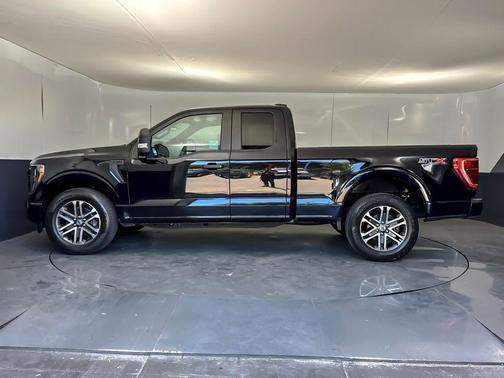 Agate Black Metallic 2023 Ford F-150 XL