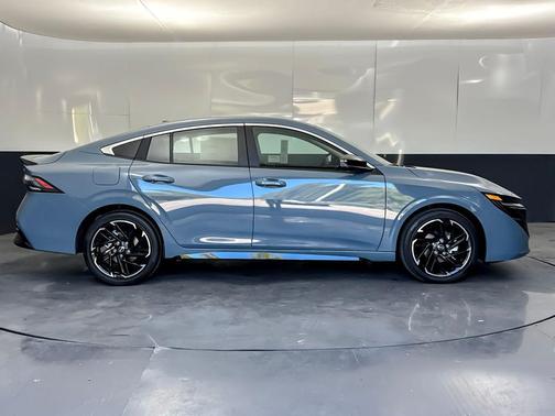 Atlantic Gray Metallic 2026 Nissan Sentra SR