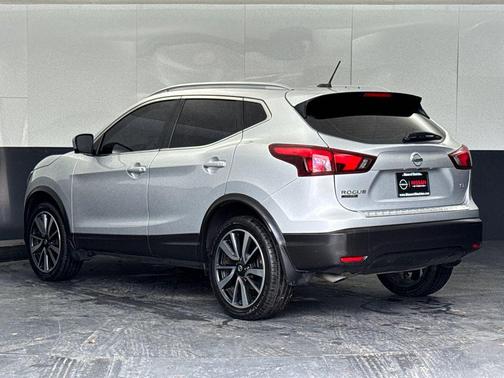 2017 Nissan Rogue Sport SL