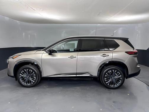 Champagne Silver/Black 2026 Nissan Rogue Platinum