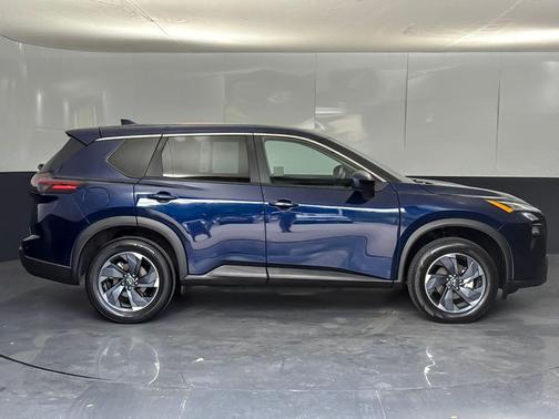 Deep Ocean Blue Pearl 2025 Nissan Rogue SV