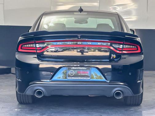 Pitch Black Clearcoat 2020 Dodge Charger R/T Scat Pack