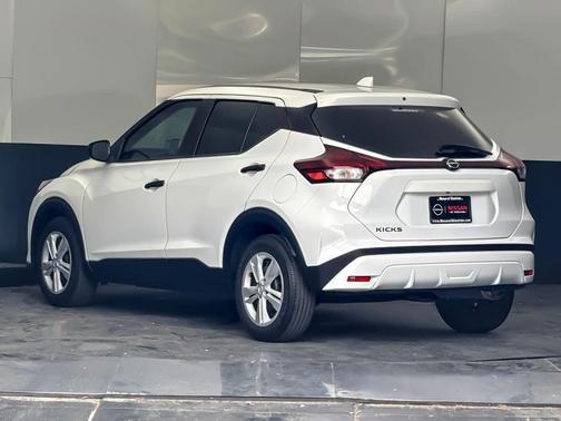 Fresh Powder 2023 Nissan Kicks S