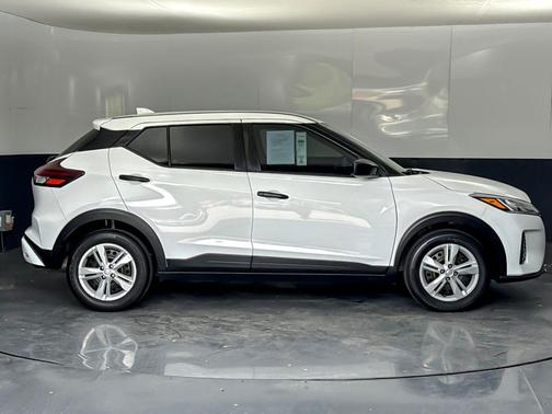 Fresh Powder 2023 Nissan Kicks S