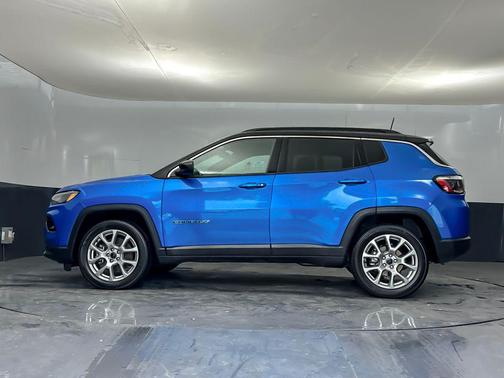 Hydro Blue Pearlcoat 2025 Jeep Compass Limited