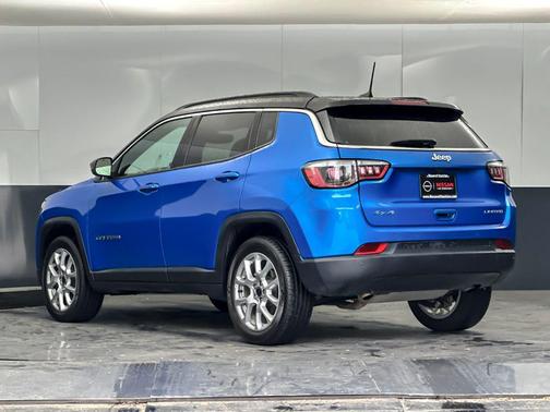 Hydro Blue Pearlcoat 2025 Jeep Compass Limited