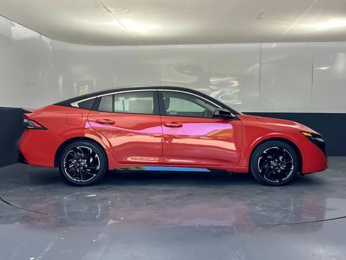 Energetic Ember/Super Black 2026 Nissan Sentra SR