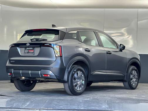 Gun Metallic 2026 Nissan Kicks S