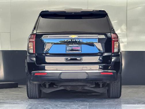 Midnight Blue Metallic 2022 Chevrolet Tahoe LT