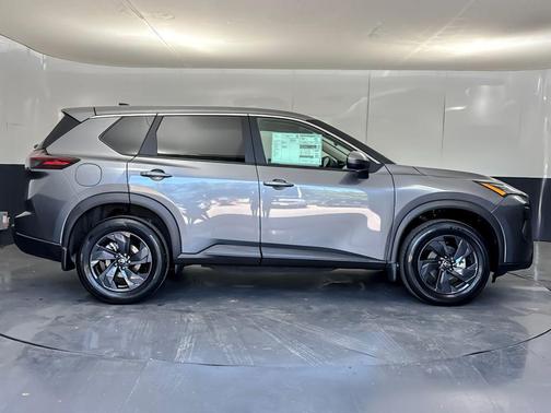 Gun Metallic 2026 Nissan Rogue SV