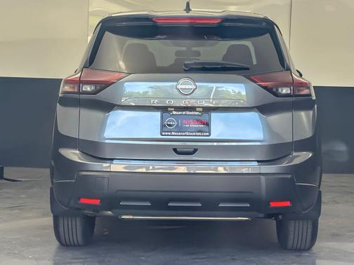 Gun Metallic 2026 Nissan Rogue SV