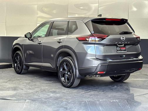 Gun Metallic 2026 Nissan Rogue SV