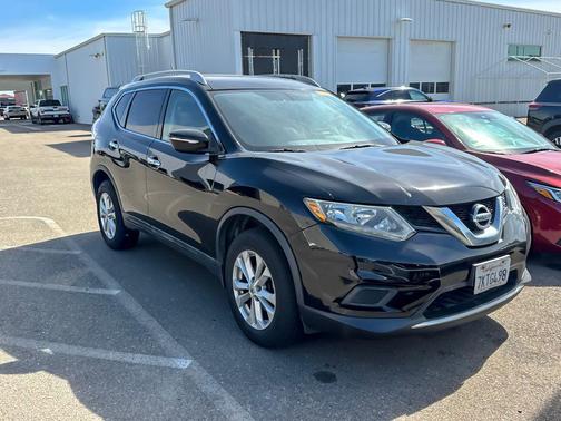 Super Black 2014 Nissan Rogue SV