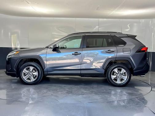 Magnetic Gray Metallic 2022 Toyota RAV4 XLE