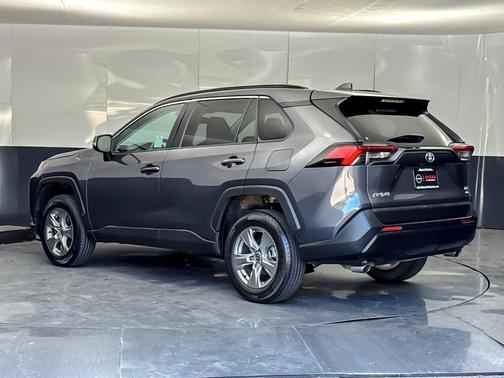 Magnetic Gray Metallic 2022 Toyota RAV4 XLE