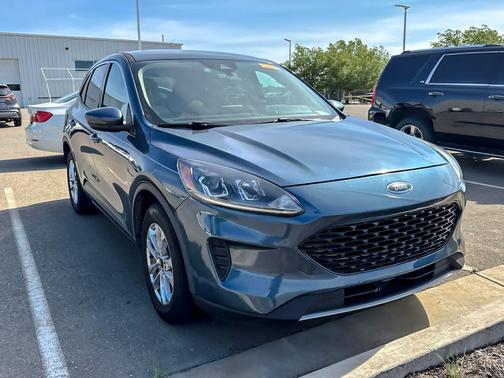 Blue Metallic 2020 Ford Escape SE