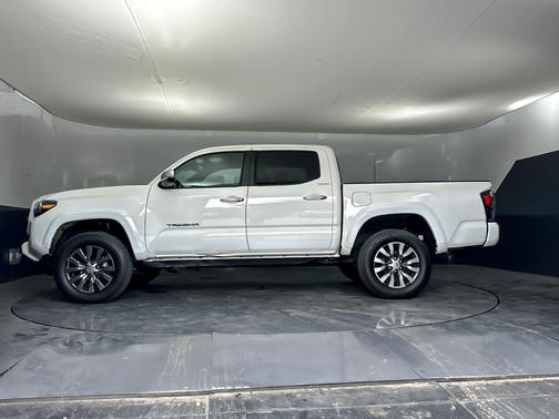 Ice Cap 2023 Toyota Tacoma Limited