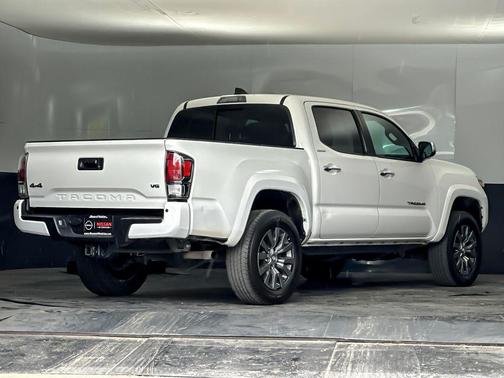 Ice Cap 2023 Toyota Tacoma Limited
