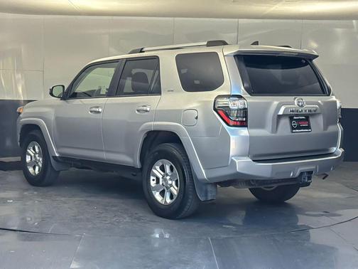Classic Silver Metallic 2022 Toyota 4Runner SR5