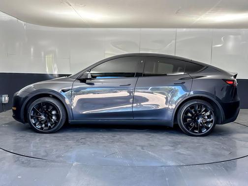 Stealth Grey 2024 Tesla Model Y Long Range Single Motor Rear-Wheel Drive
