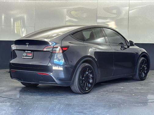 Stealth Grey 2024 Tesla Model Y Long Range Single Motor Rear-Wheel Drive