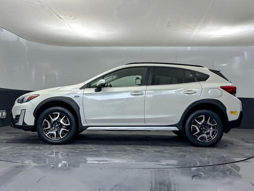 Crystal White Pearl 2021 Subaru Crosstrek Hybrid Base