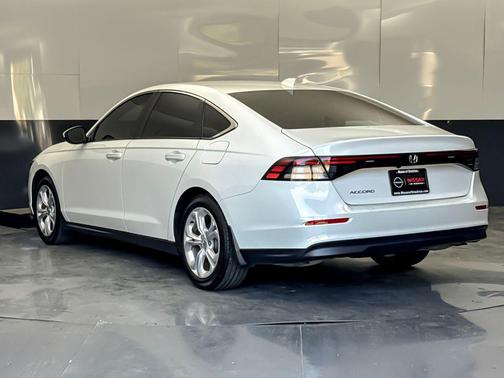 2025 Honda Accord LX 1.5T