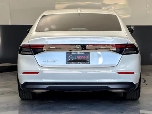 2025 Honda Accord LX 1.5T