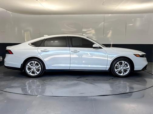 2025 Honda Accord LX 1.5T