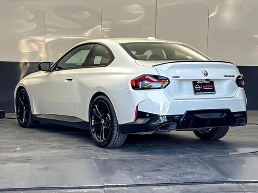 Alpine White 2023 BMW M240 i xDrive