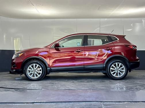 2021 Nissan Rogue Sport SV