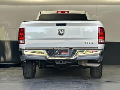 Bright White Clearcoat 2019 RAM 1500 Express