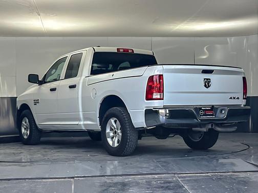 Bright White Clearcoat 2019 RAM 1500 Express