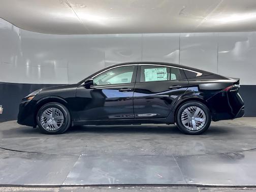 Super Black 2027 Nissan Sentra S