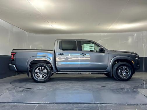 Gun Metallic 2026 Nissan Frontier SV