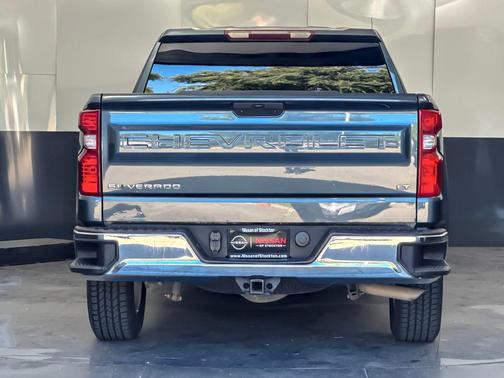 Shadow Gray Metallic 2021 Chevrolet Silverado 1500 LT
