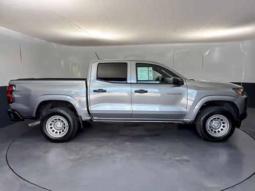 Sterling Gray Metallic 2023 Chevrolet Colorado WT