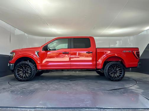 Race Red 2023 Ford F-150 XLT
