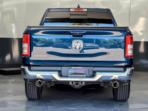 Patriot Blue Pearlcoat 2021 RAM 1500 Big Horn/Lone Star
