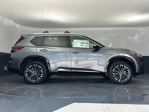 Gun Metallic 2026 Nissan Rogue Platinum