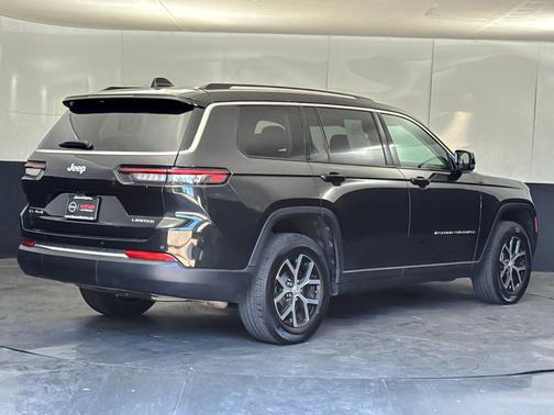 Rocky Mountain Pearlcoat 2023 Jeep Grand Cherokee L Limited