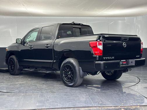 2022 Nissan Titan S