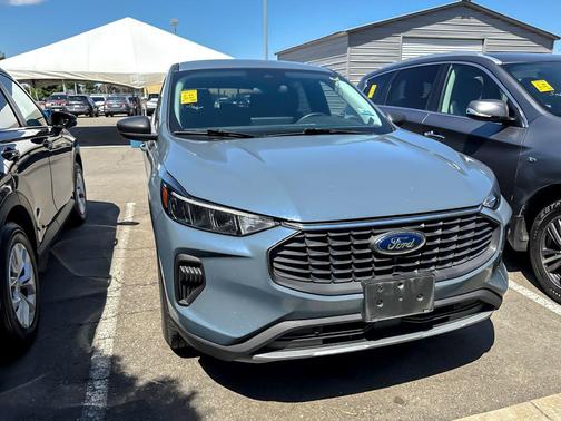 Vapor Blue Metallic 2023 Ford Escape Active