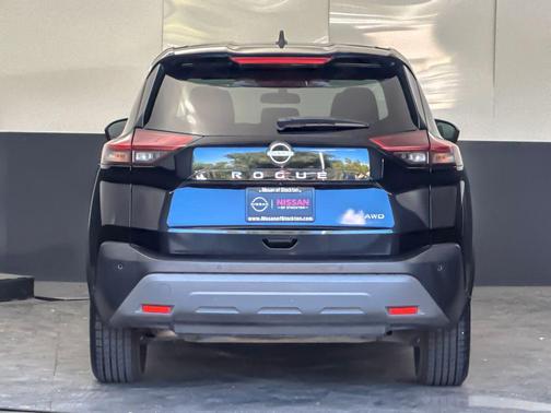 Super Black 2023 Nissan Rogue S