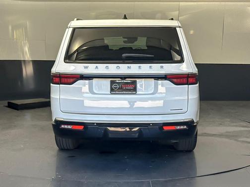 Bright White Clearcoat 2024 Jeep Wagoneer Series II 4x2