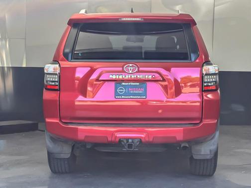 Barcelona Red Metallic 2018 Toyota 4Runner SR5