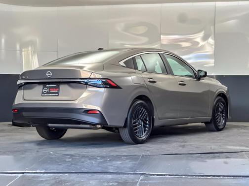 Imperial Bronze 2027 Nissan Sentra SV
