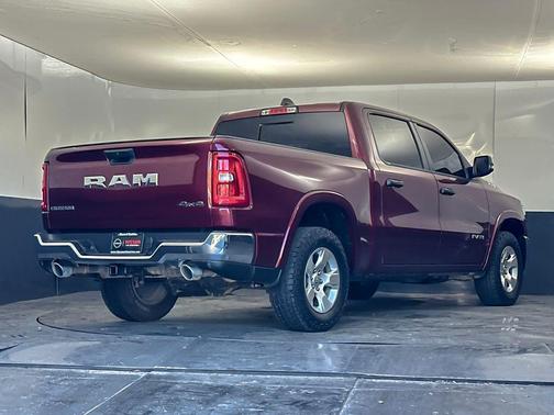 Delmonico Red Pearlcoat 2025 RAM 1500 Big Horn/Lone Star