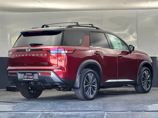 Scarlet Ember/Super Black 2026 Nissan Pathfinder Platinum