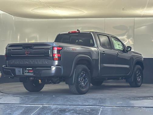 Gun Metallic 2026 Nissan Frontier PRO-4X